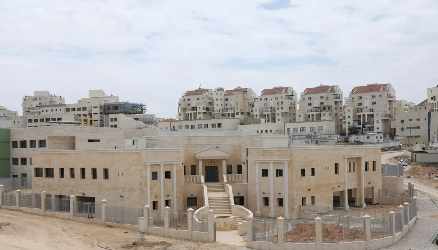 ישיבת מלכות התורה